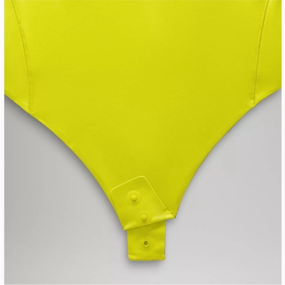 LULULEMON Wundermost Ultra Soft Nulu Bodysuit - Picture 3 of 8
